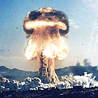 war-tech-nuclear-bomb-200.jpg